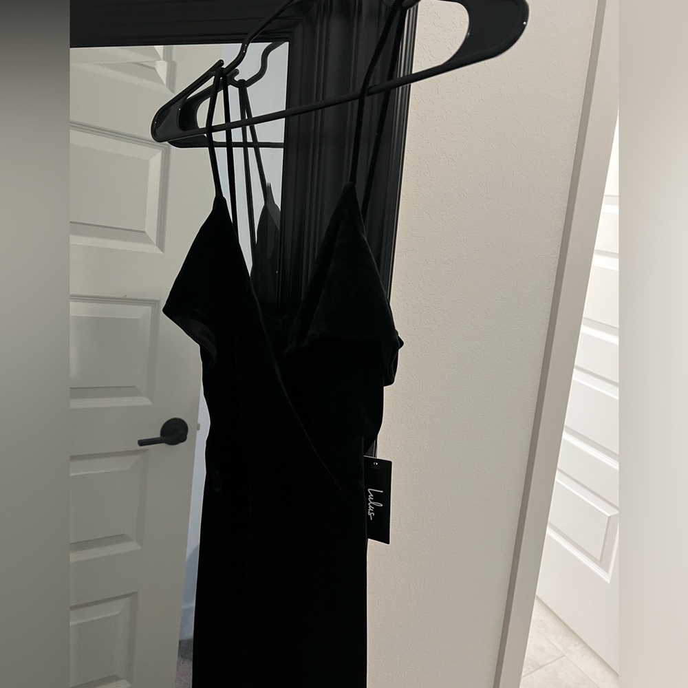 NWT small  Lulus Kylinna Black Velvet Sleeveless Wide-Leg Jumpsuit - Picture 6 of 6